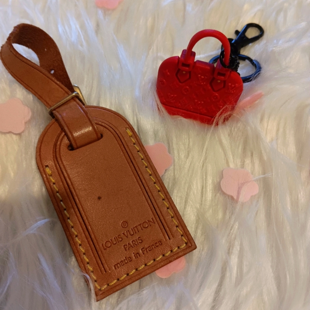 Louis Vuitton Mini Luggage Tag